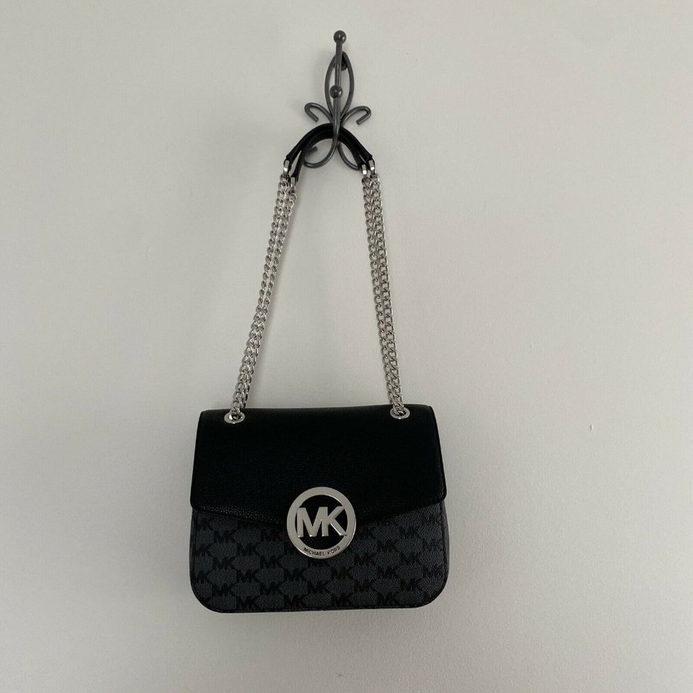 New Michael Kors Leather Fulton Medium NS Flap Shoulder Bag Black
